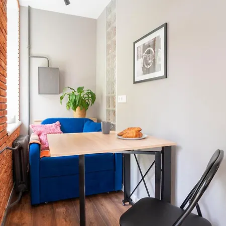 11 Secret Place On Mezhygirska Str Апартаменти Київ